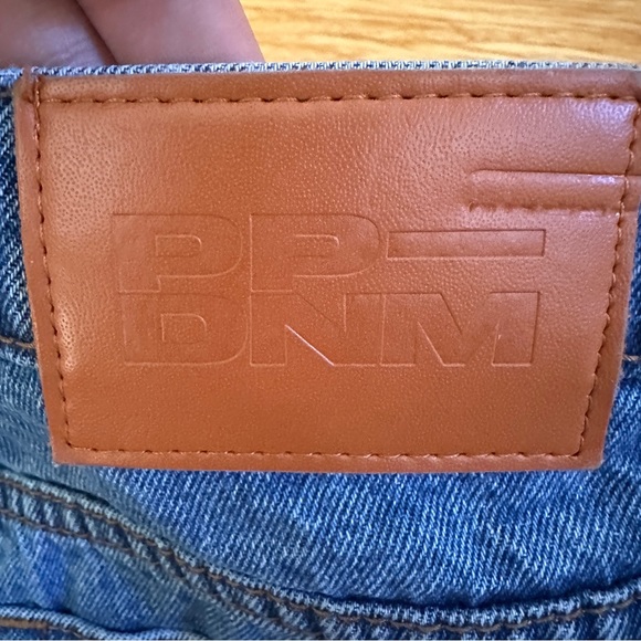 Princess Polly Women's Denim Butterfly Straight Leg Jeans Size 6 - Picture 11 of 11